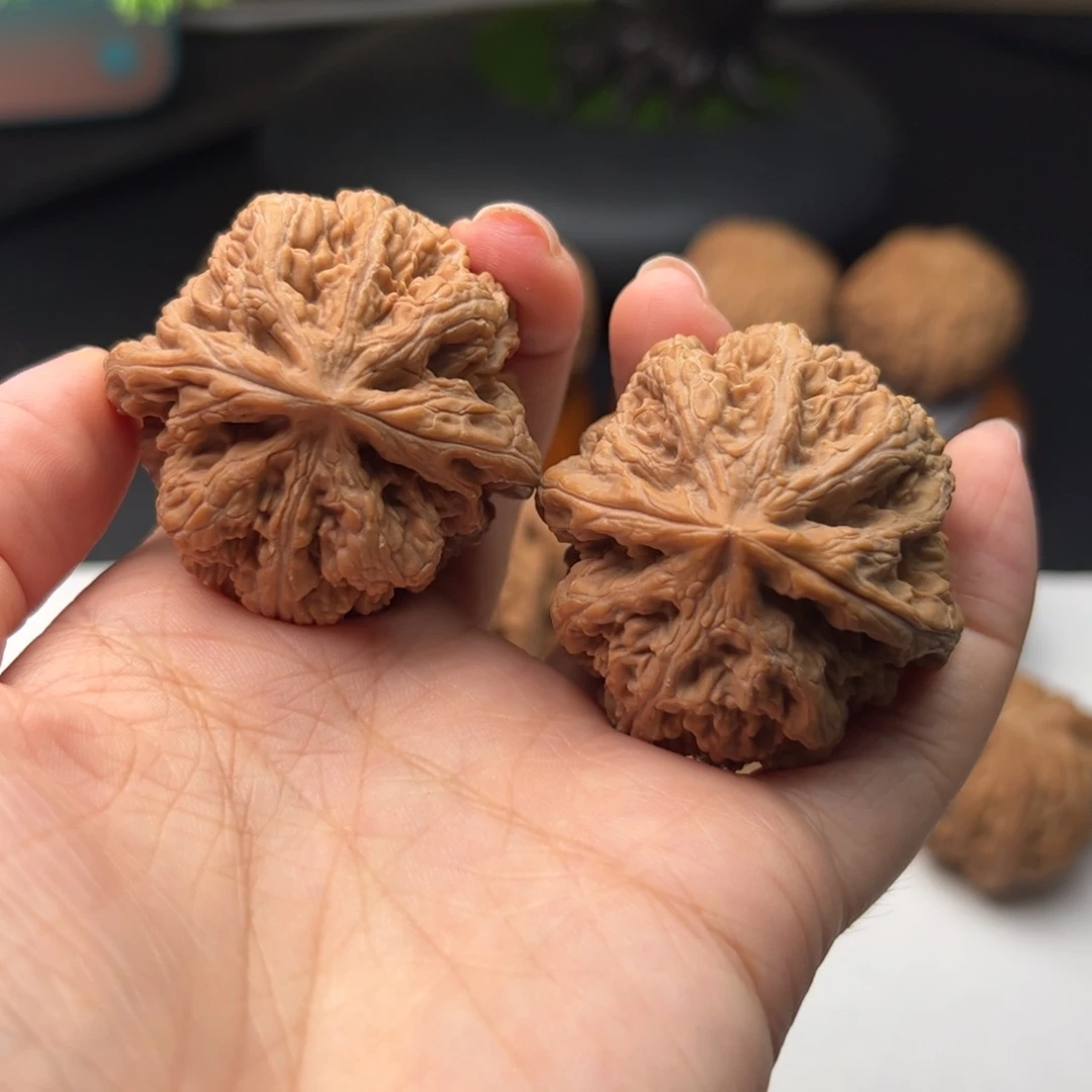 文玩核桃吊坠粗筋44全品