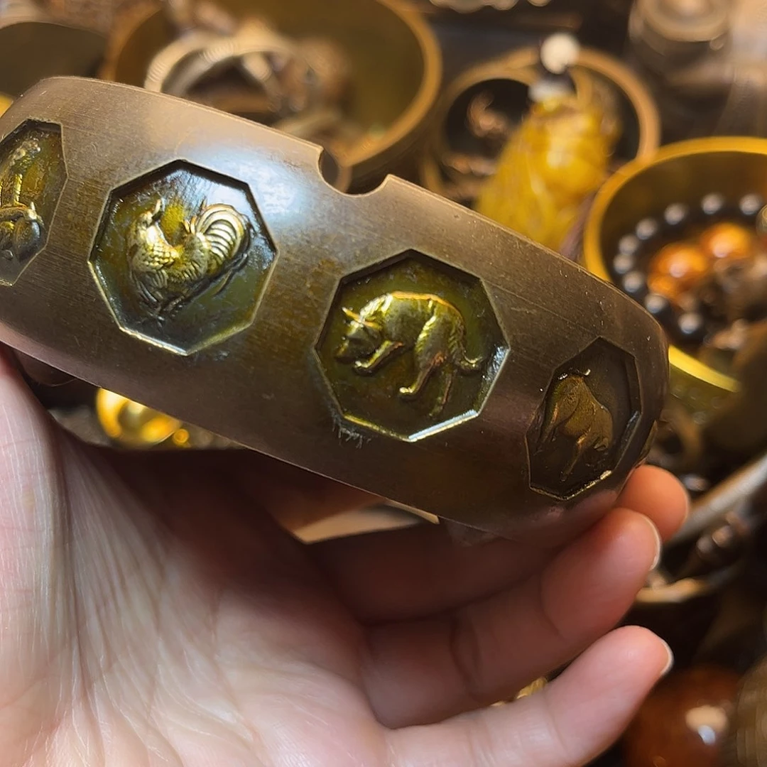 精美铜器工艺品等