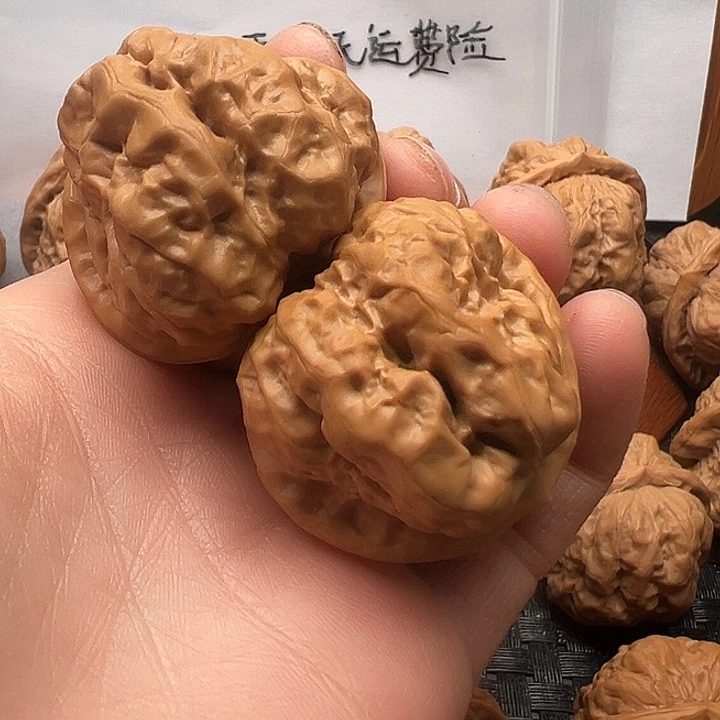 小****吊坠文玩核桃蛤蟆