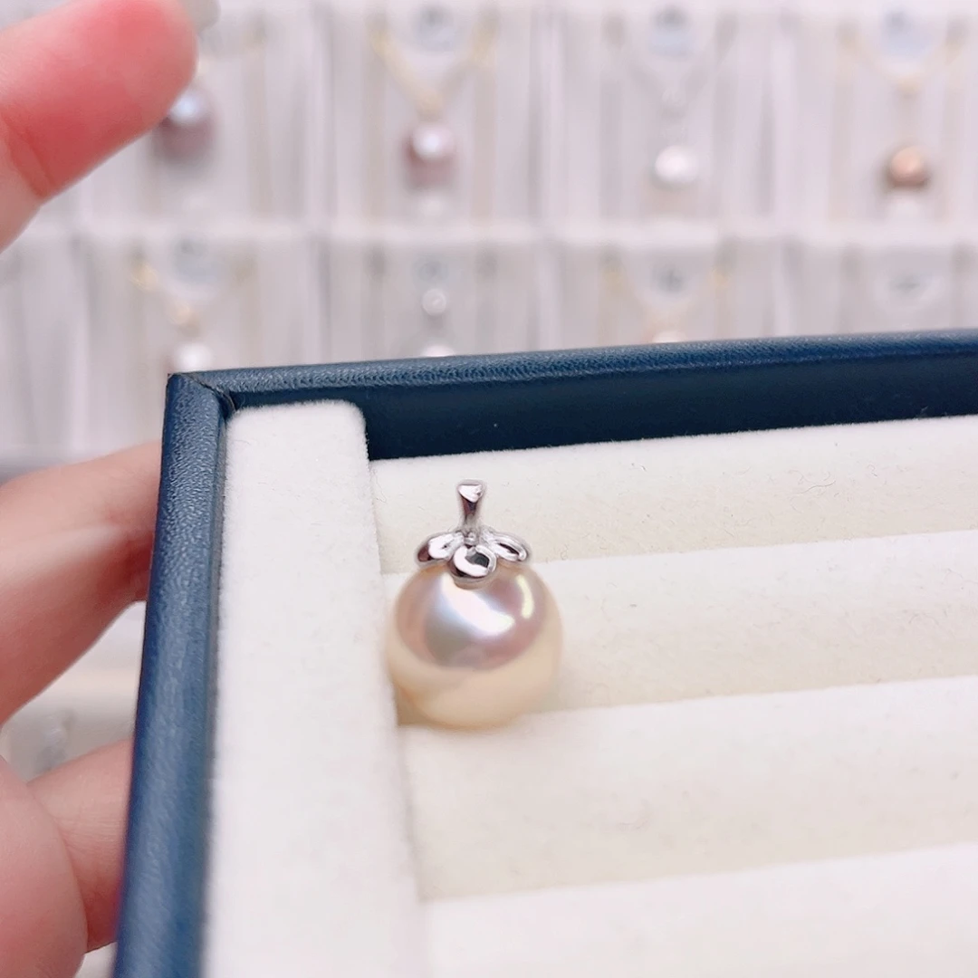 未镶嵌淡水珍珠吊坠(赠链)
