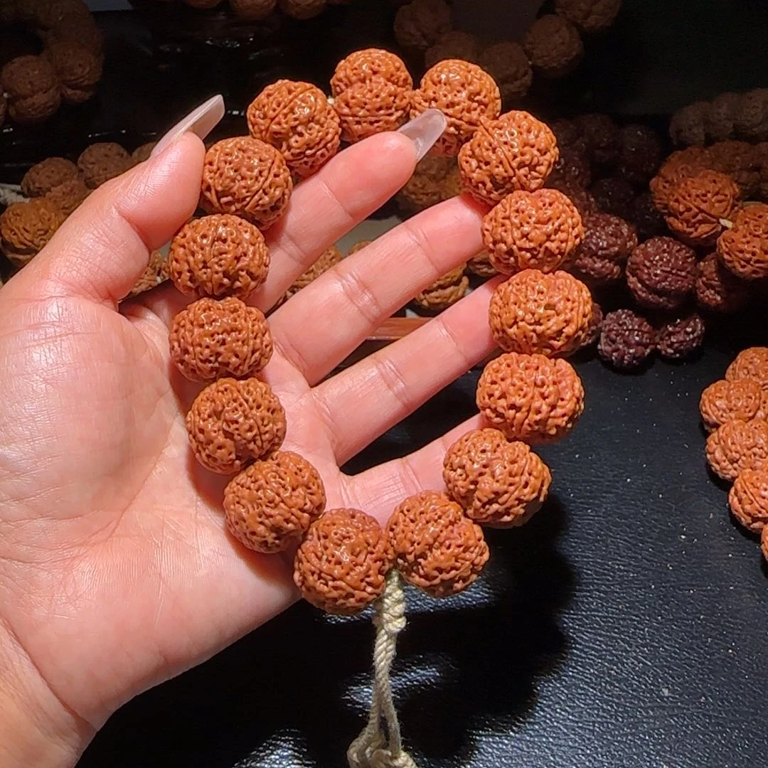 金刚菩提吊坠23五星蜂王满肉开播福利
