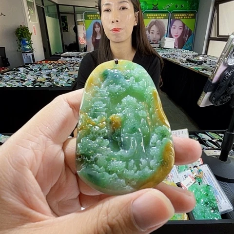 翡翠未镶嵌颈饰翡翠