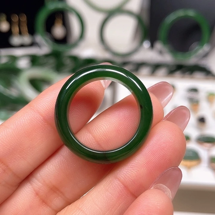 和田玉（碧玉）戒指未镶嵌
