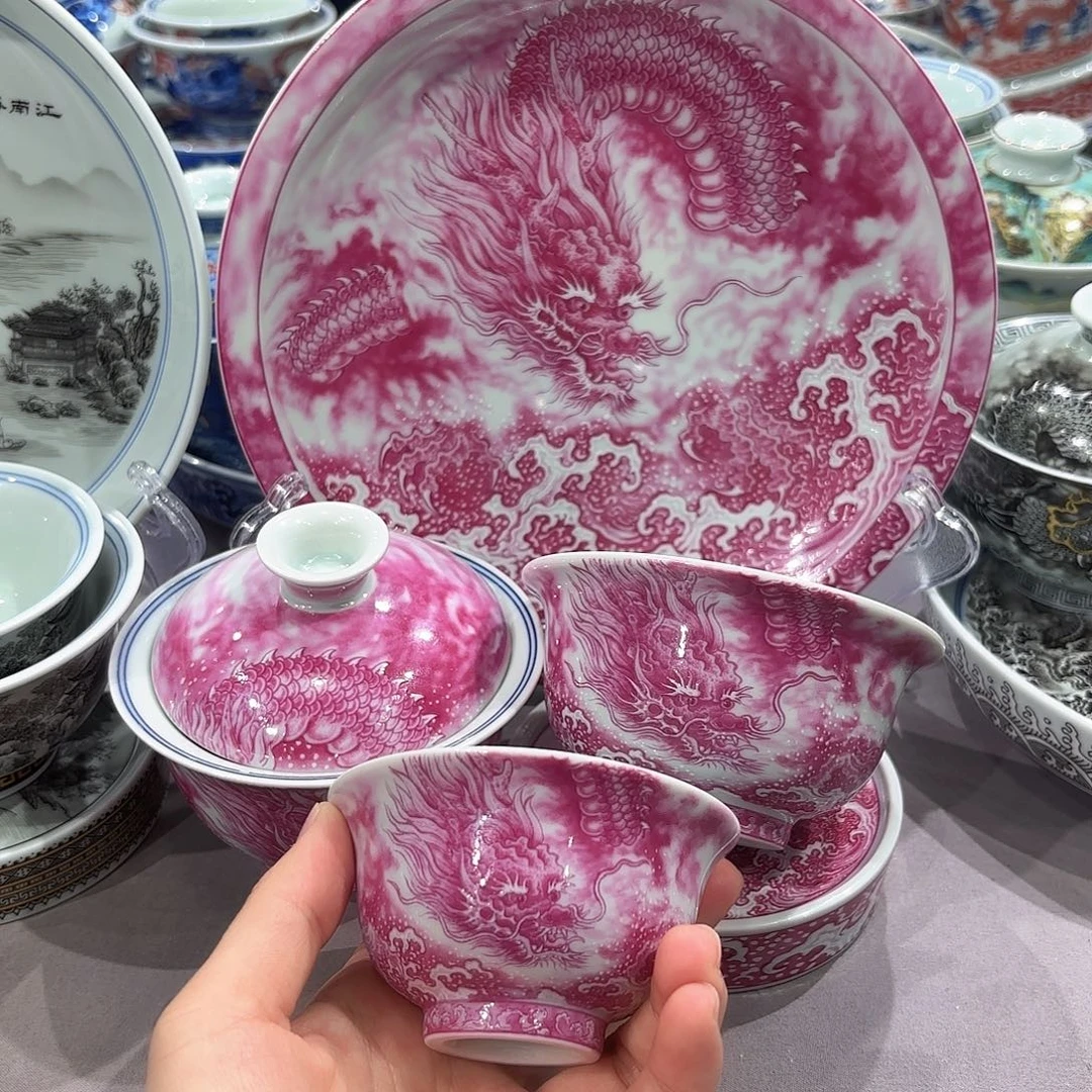 瓷片景德镇市和上海浦东国际