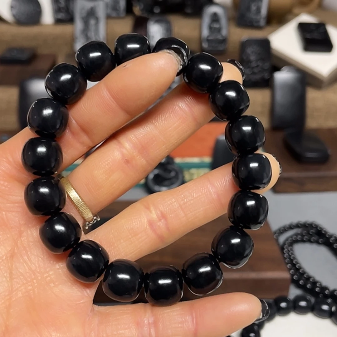 【闪购商品】和田玉（墨玉）手串未镶嵌羊脂级卡12老型