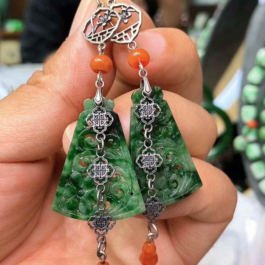 银S925镶嵌翡翠耳饰漂亮美眉