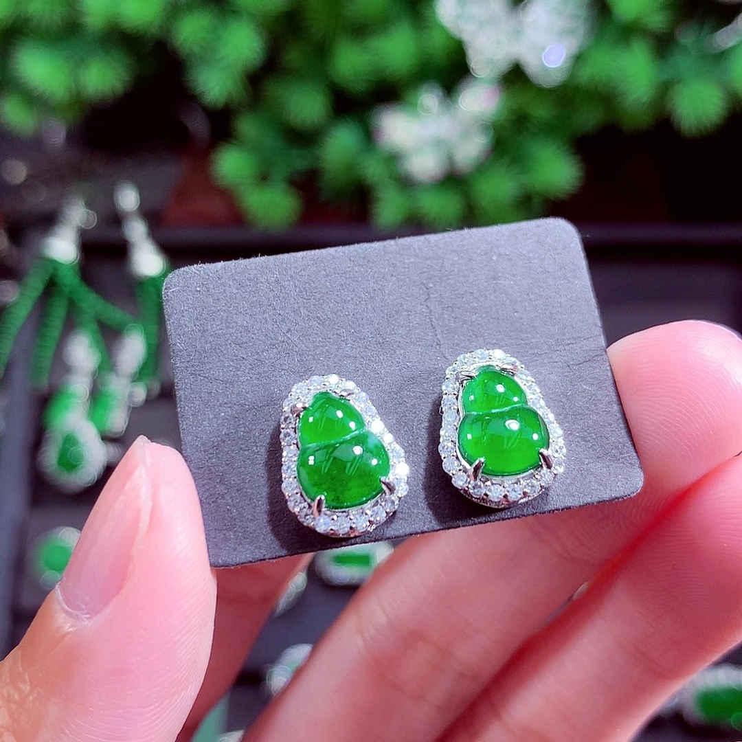 颈饰未镶嵌翡翠天然