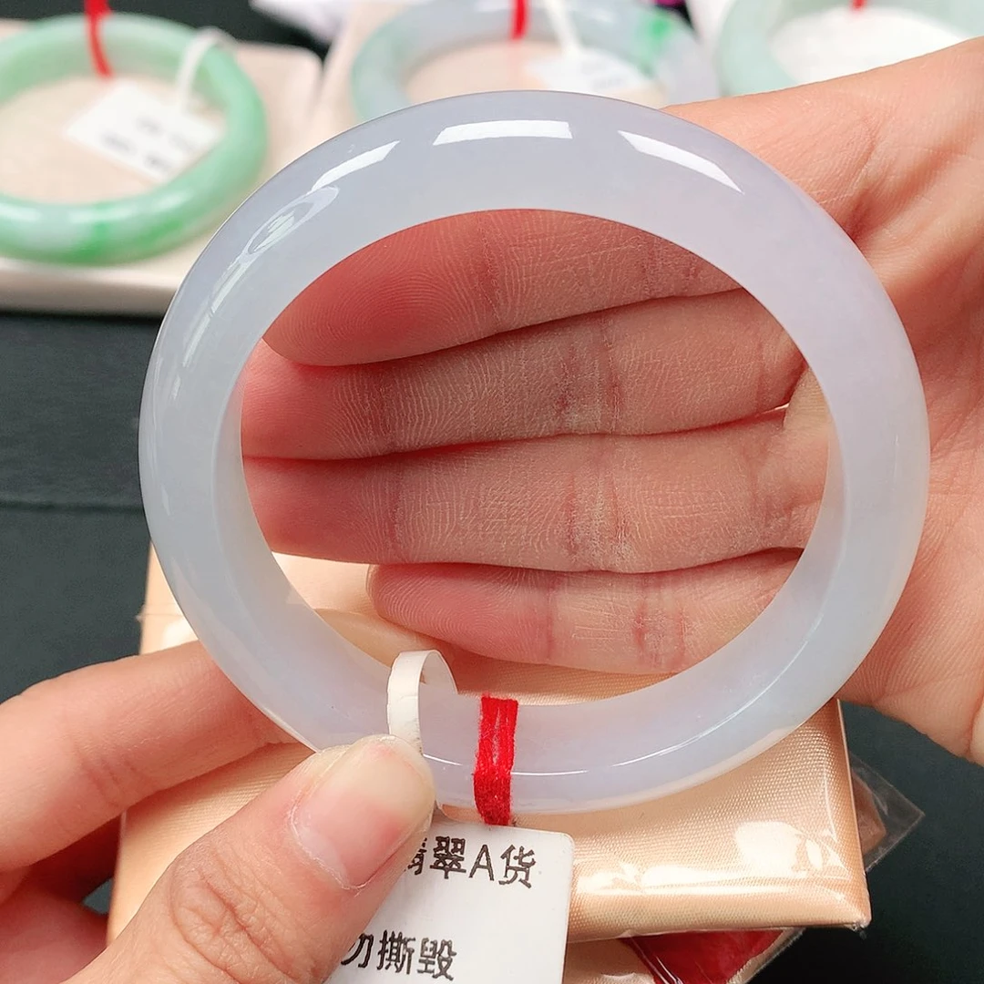 翡翠手镯未镶嵌天然翡翠手镯56