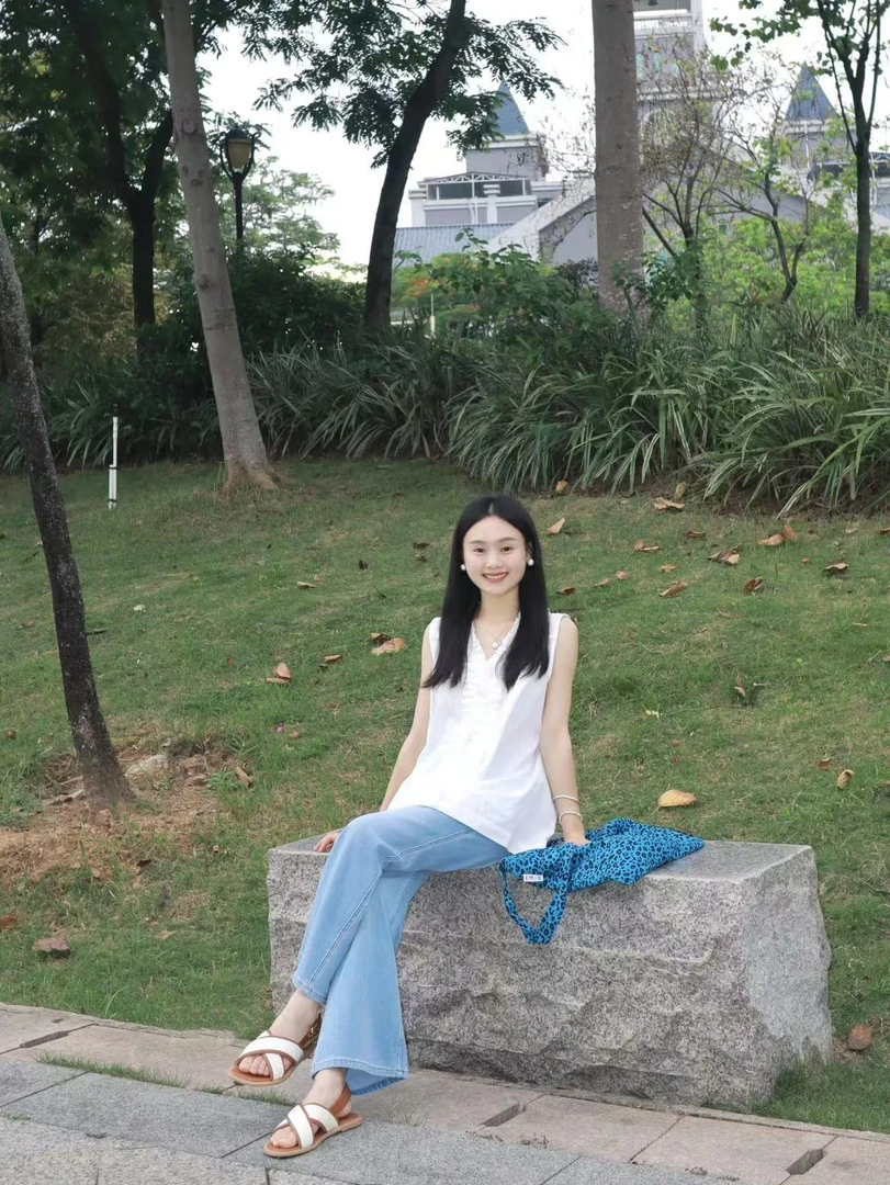 花瓣领无袖衬衫两面穿小衫2025夏季新款松弛感白色上衣百搭牛仔裤