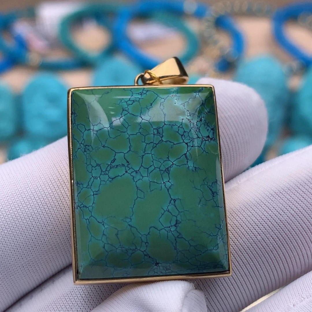 绿松石18K金镶嵌珠宝奇石