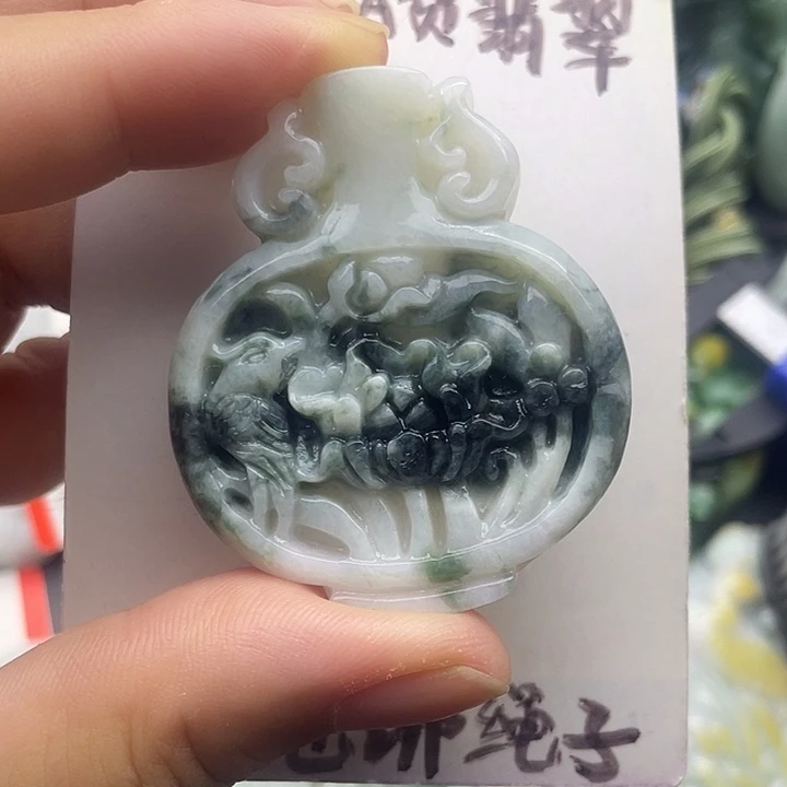 颈饰未镶嵌翡翠天然翡翠