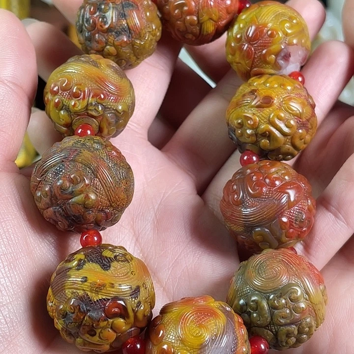 金***荷未镶嵌和田玉挂件