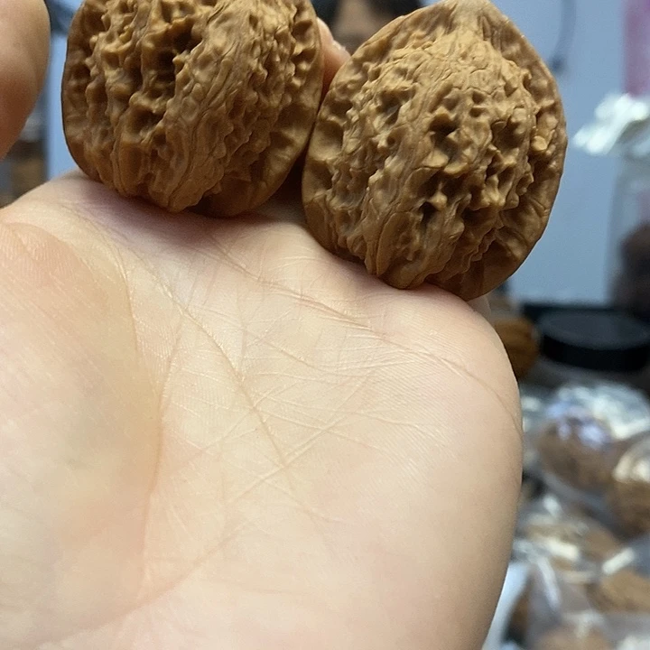 文玩核桃把件36.5红狮子小众