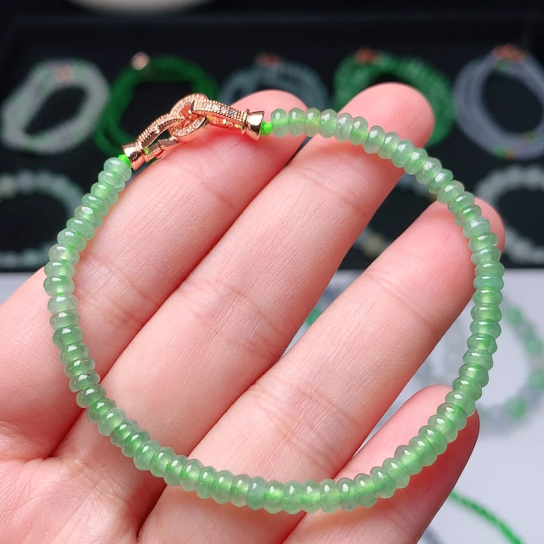 翡翠手链未镶嵌翡翠