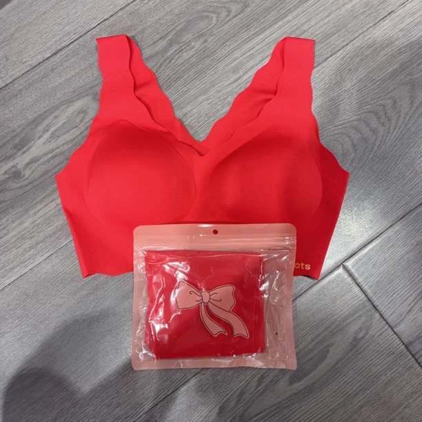 【四姐家】新年红美背套盒 8827