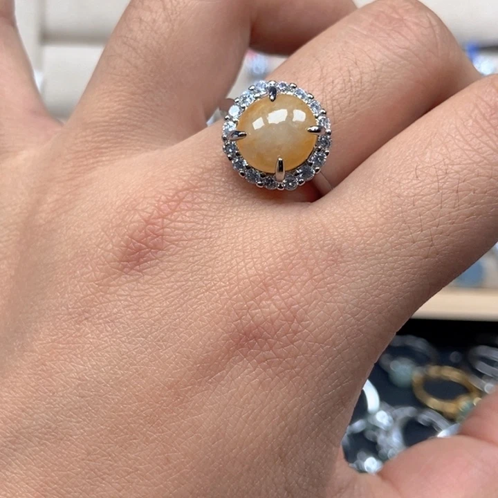 翡翠未镶嵌戒指戒指