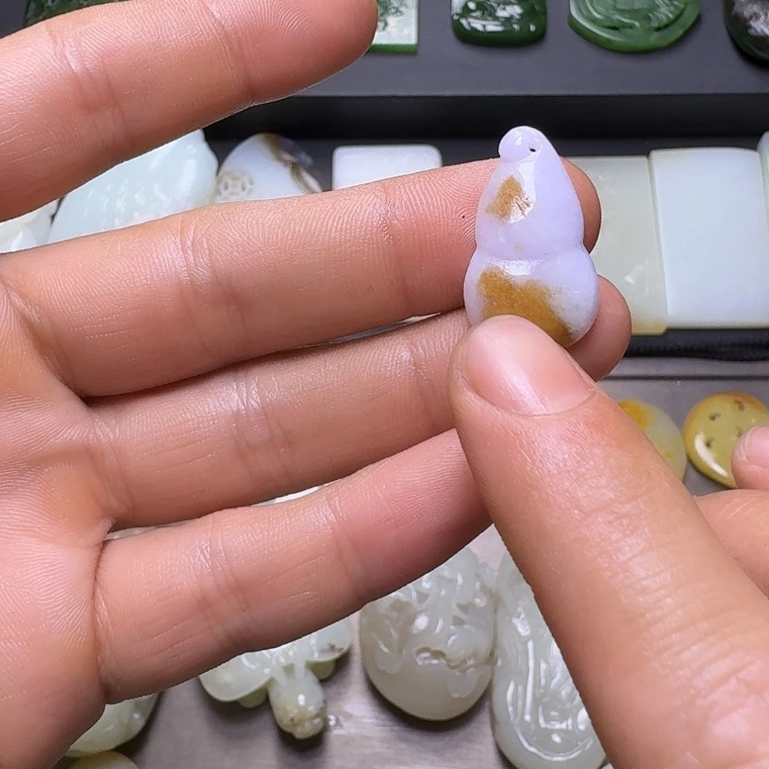 软玉未镶嵌吊坠(不含链)