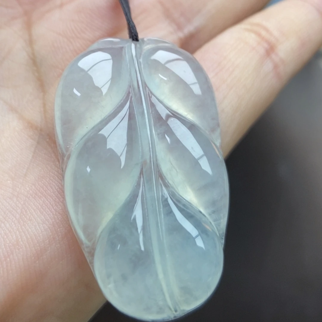 翡翠未镶嵌颈饰吊坠