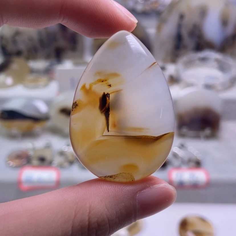 【闪购商品】合金颈饰玛瑙/玉髓￣*