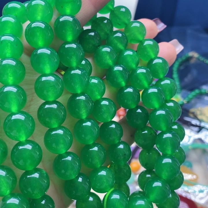 翡翠手镯未镶嵌吊坠