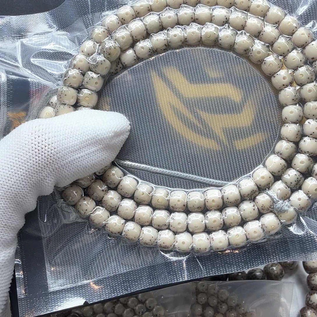 星月菩提吊坠 8冰白大眼睛7左右108