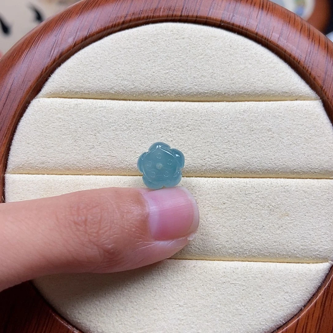 未镶嵌挂件翡翠闪