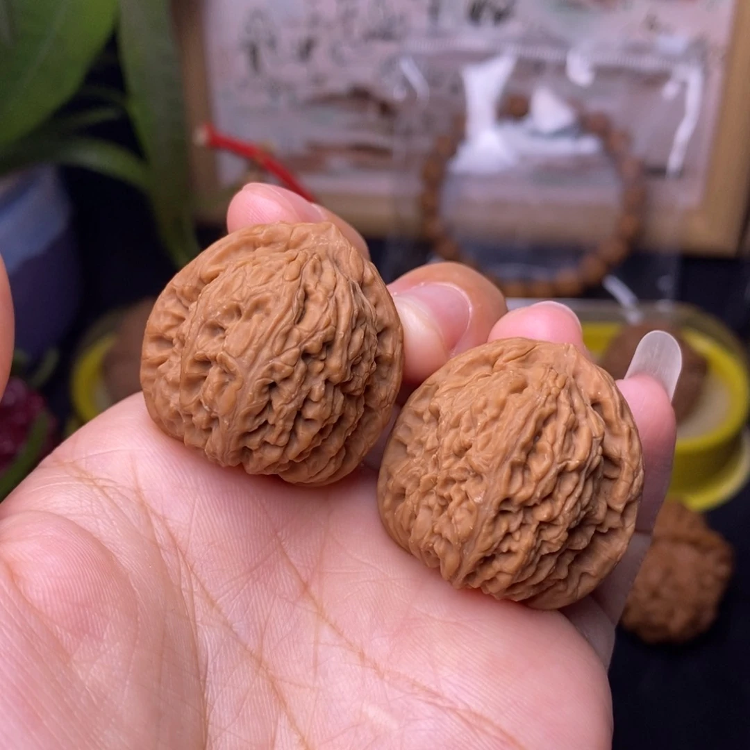 文玩核桃把件31全家福南疆石