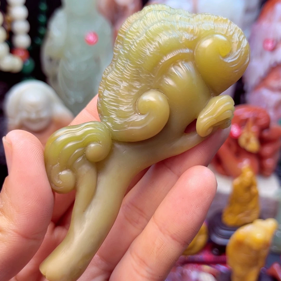 寿山石灵芝手玩件