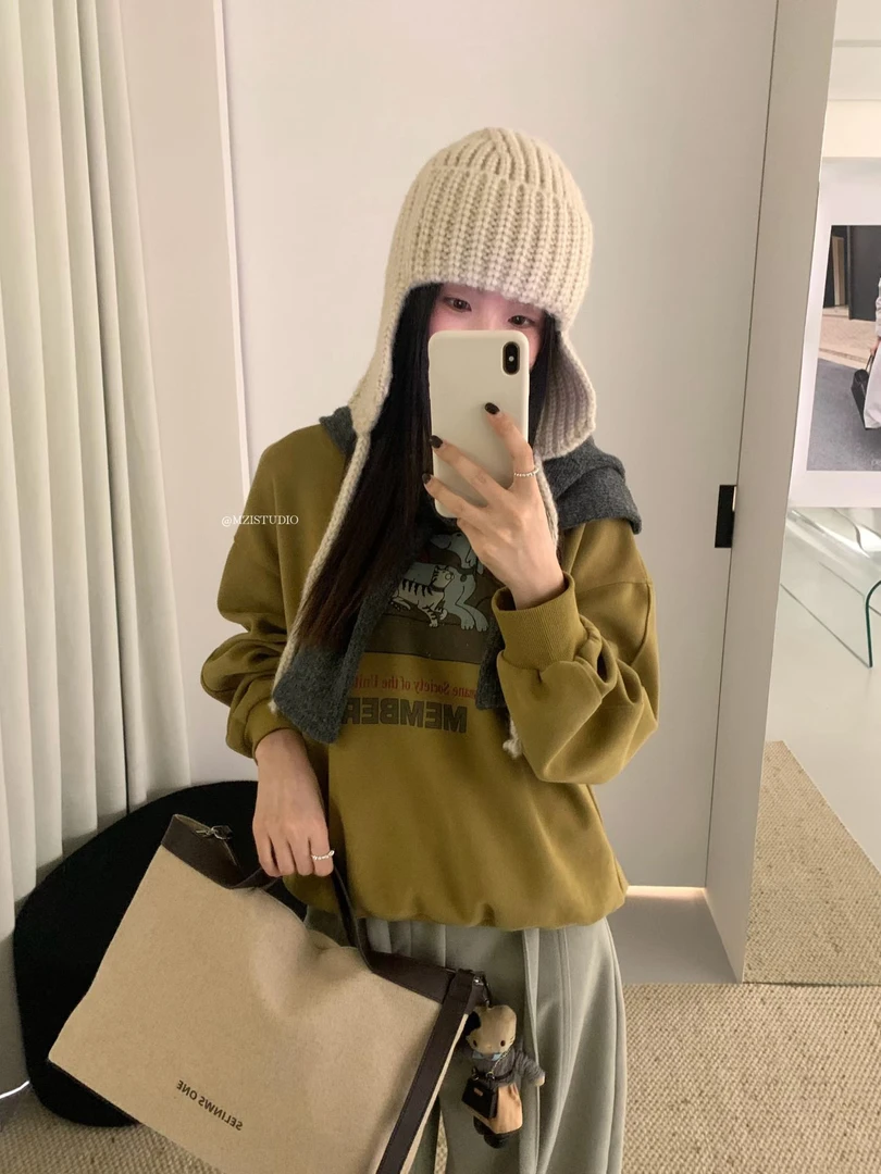 好质量卡通印花宽松套头卫衣