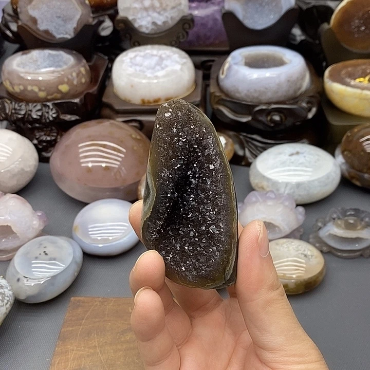 未镶嵌紫晶摆件紫晶