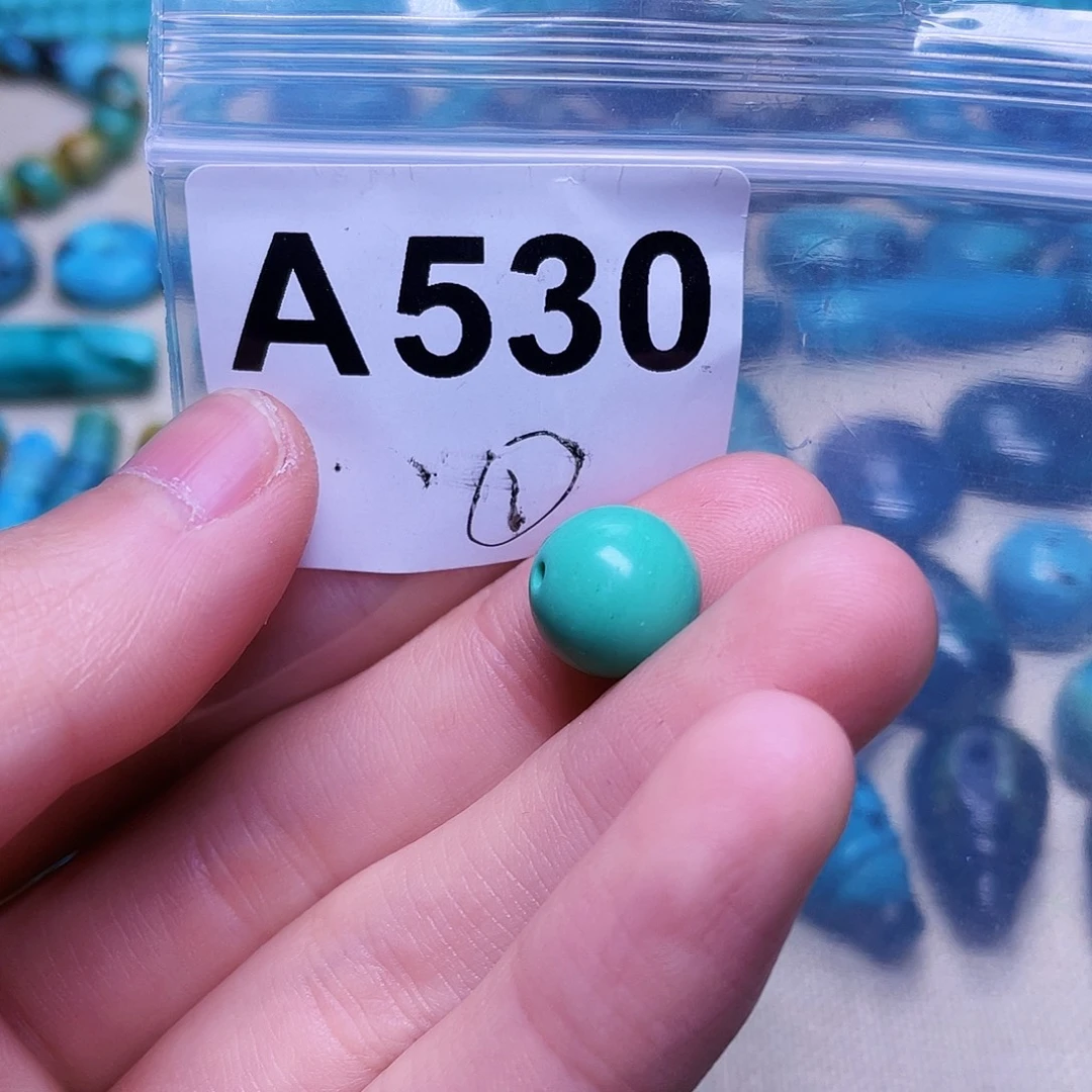 十堰原生态绿石头特色手工配饰