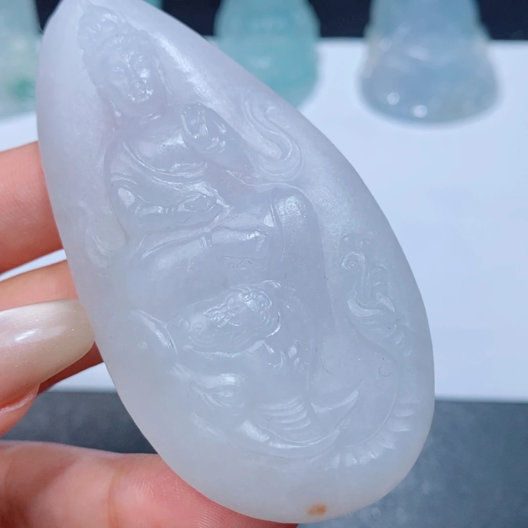 楊***楊定制翡翠翡翠吊坠未镶嵌