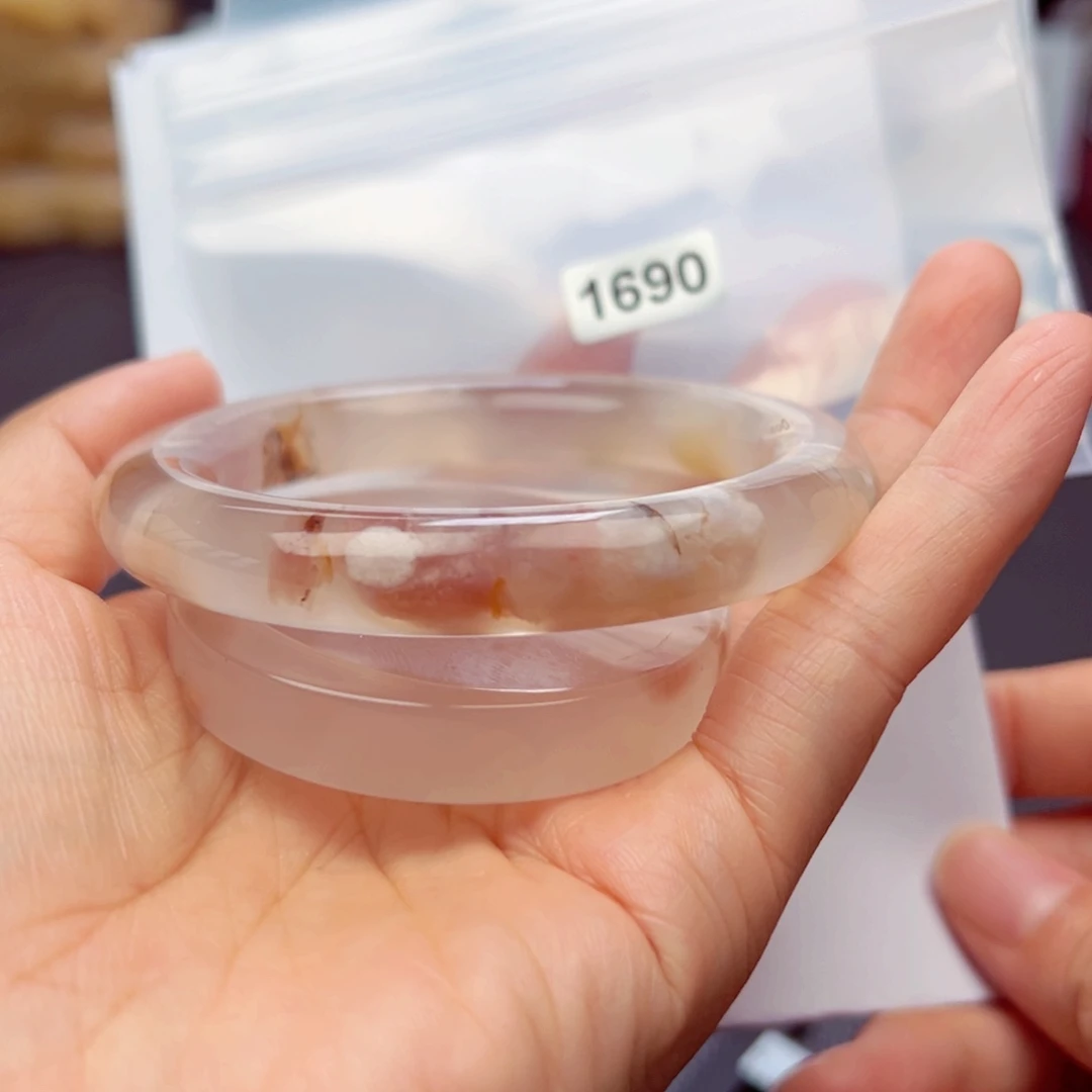 玛瑙/玉髓手镯未镶嵌心**爱