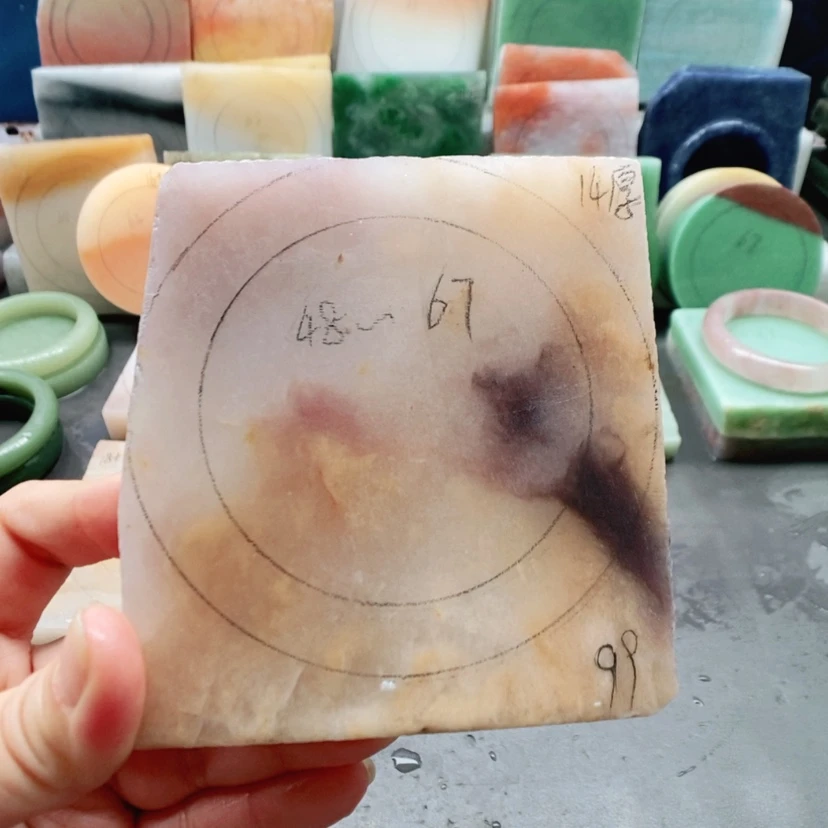 【闪购商品】未镶嵌手镯石英质玉（金丝玉）定制