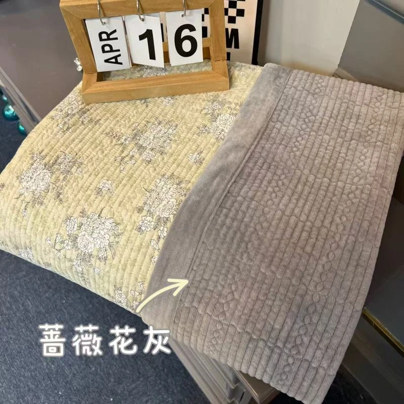 [小尚]亏本清天丝棉绒床盖2米*2.3-蔷薇花灰