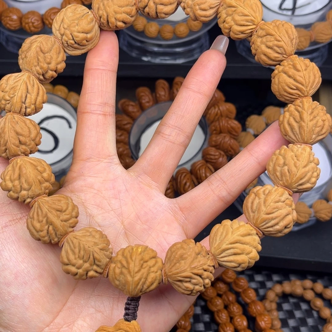 手串文玩核桃豹子头受持