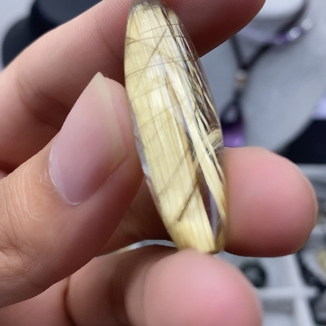 未镶嵌颈饰水晶水晶