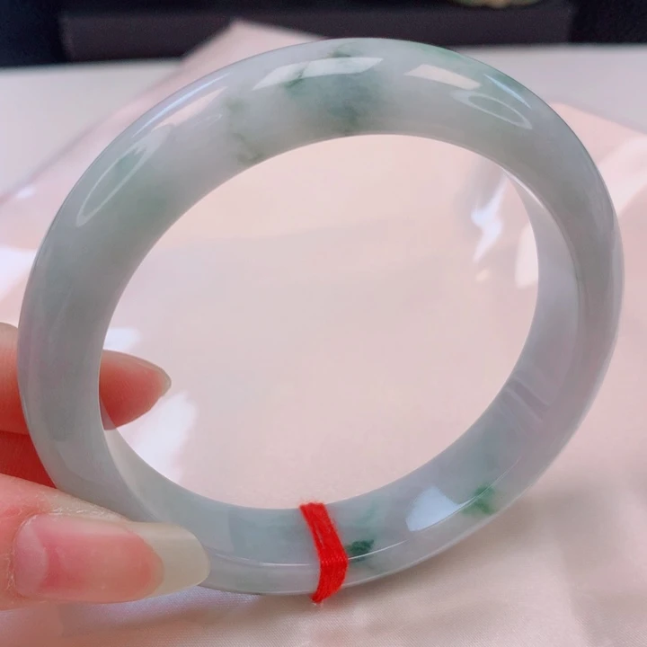 翡翠未镶嵌手镯58圈