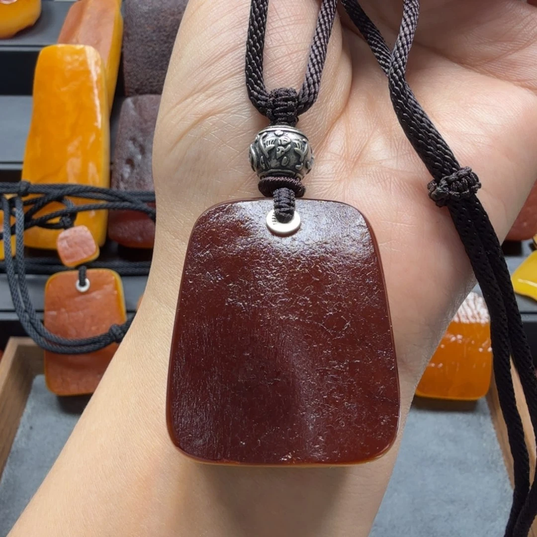 未镶嵌吊坠(赠链)琥珀