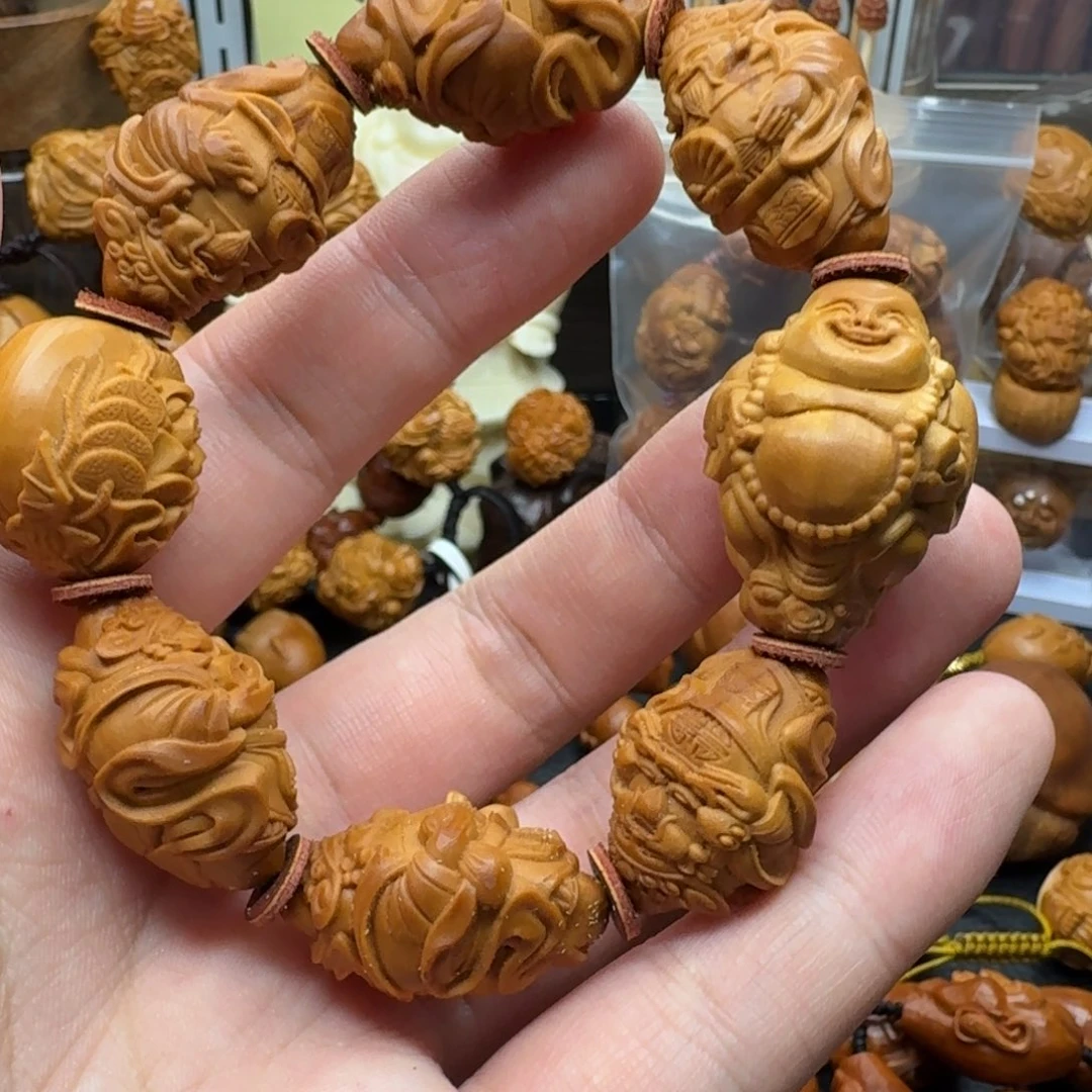 橄榄核手串/手链特价。 一颗23，一颗20，其他18