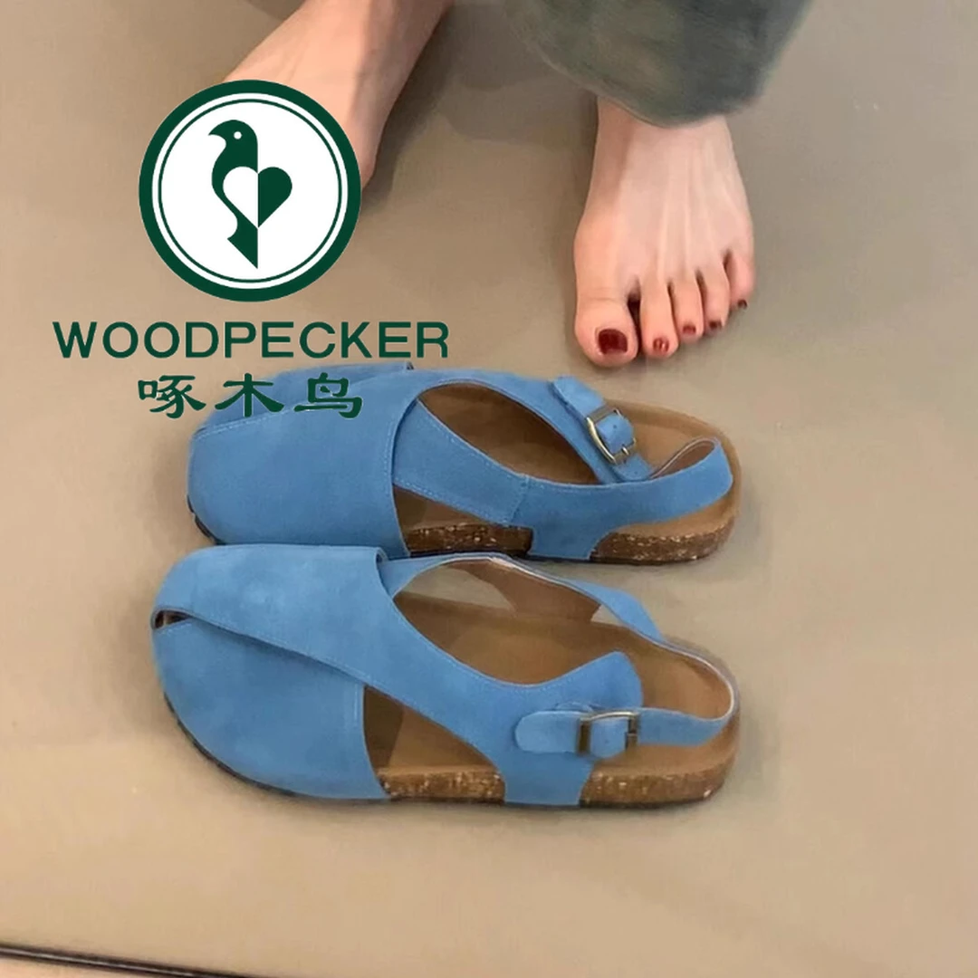 啄木鸟2025夏季新款复古交叉带勃肯鞋女一字带扣圆头平底包头凉鞋