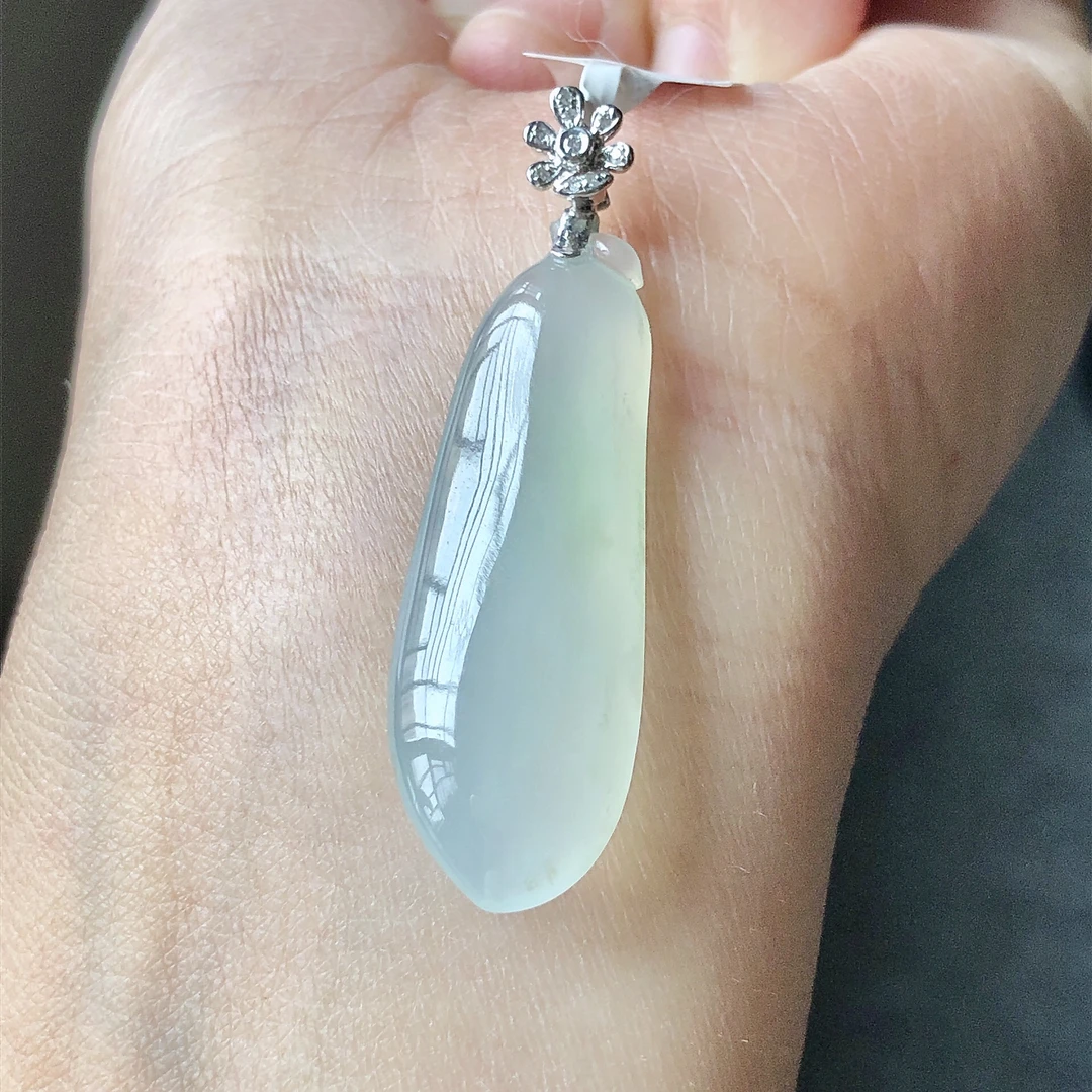 缅甸天然A货翡翠18k金镶嵌老坑冰种福瓜吊坠尺寸42.7/12.5/4.7