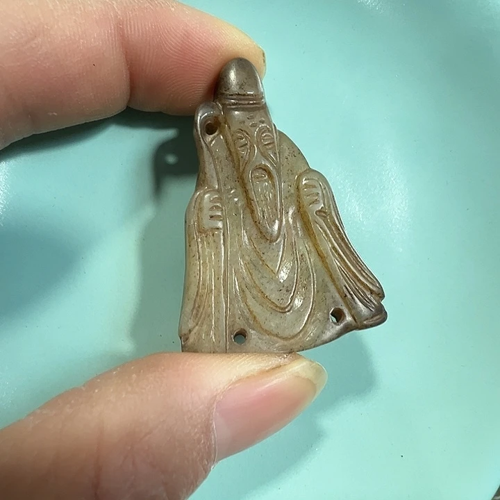 透闪石质玉未镶嵌挂件
