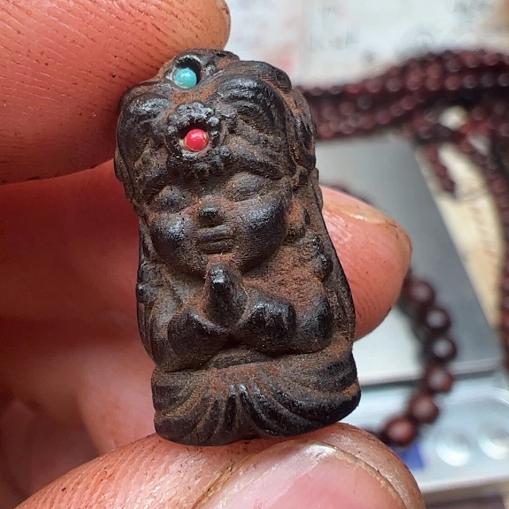 藤类降真香绿油扎基娘娘