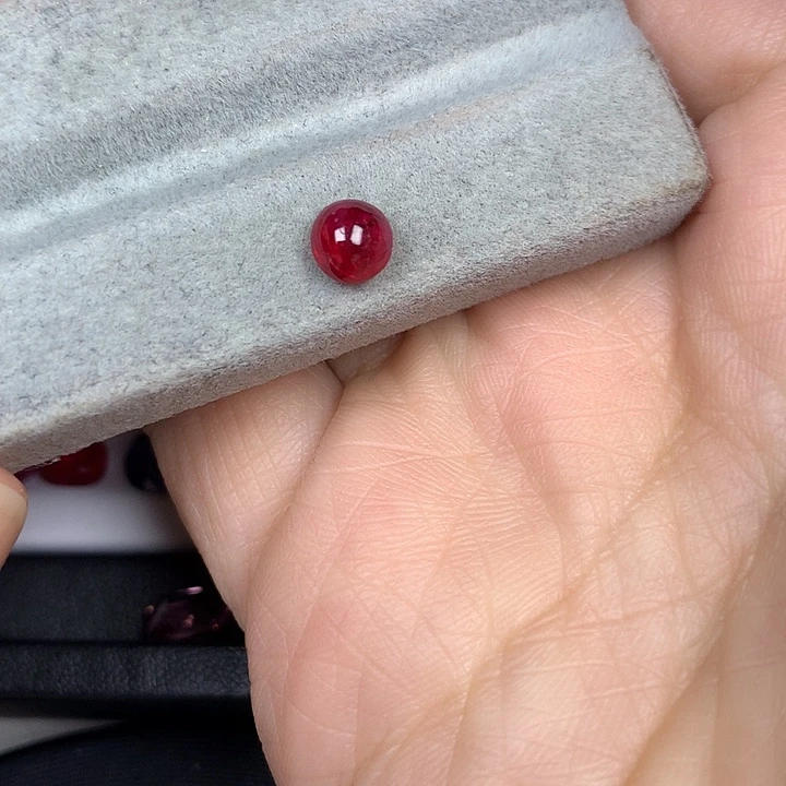 尖晶石裸石1.08ct绝地武士素面