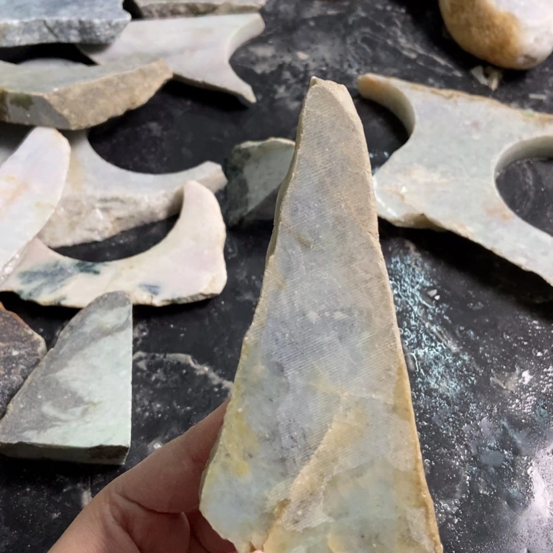 翡翠未镶嵌颈饰天然翡翠