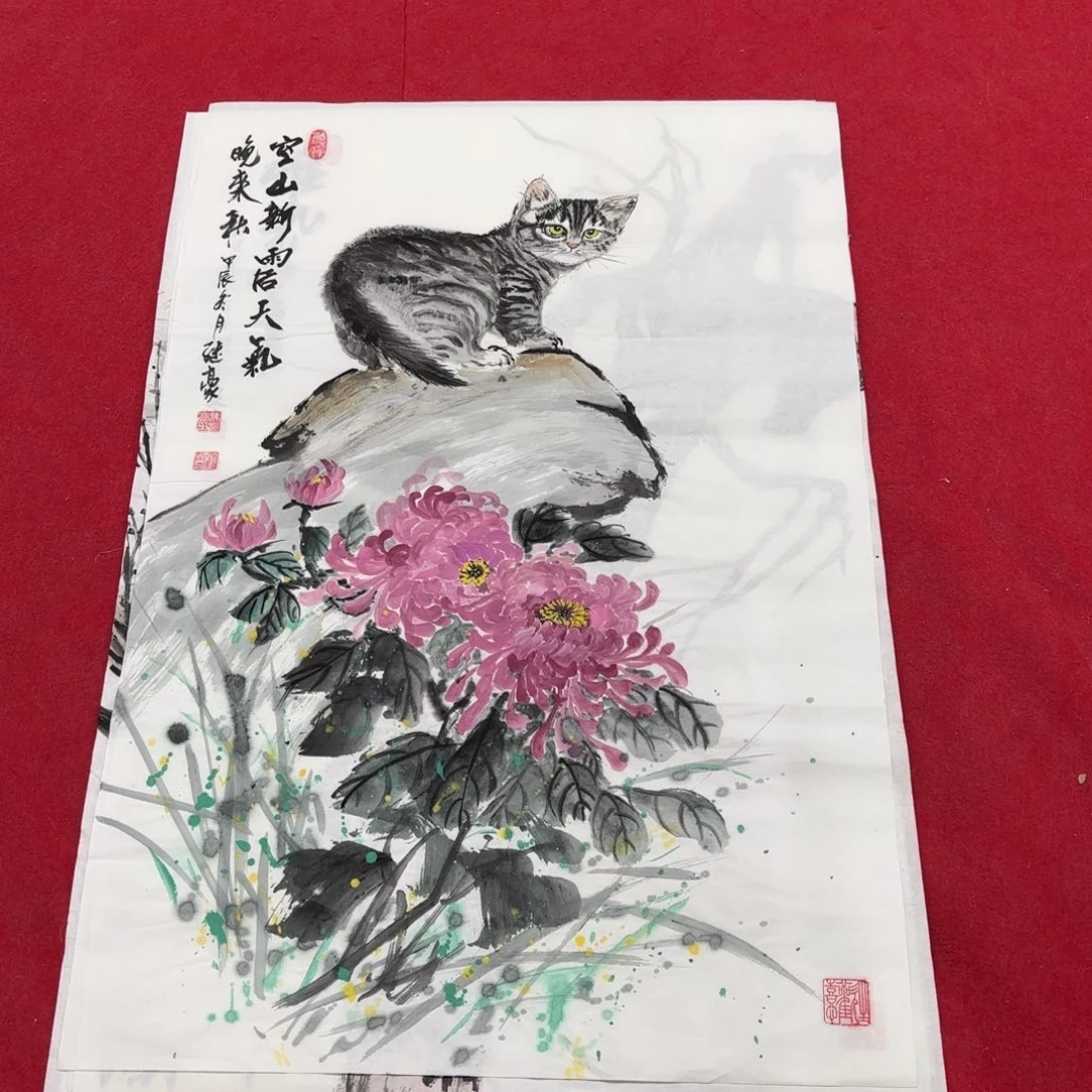 国画花鸟等图案为一体而