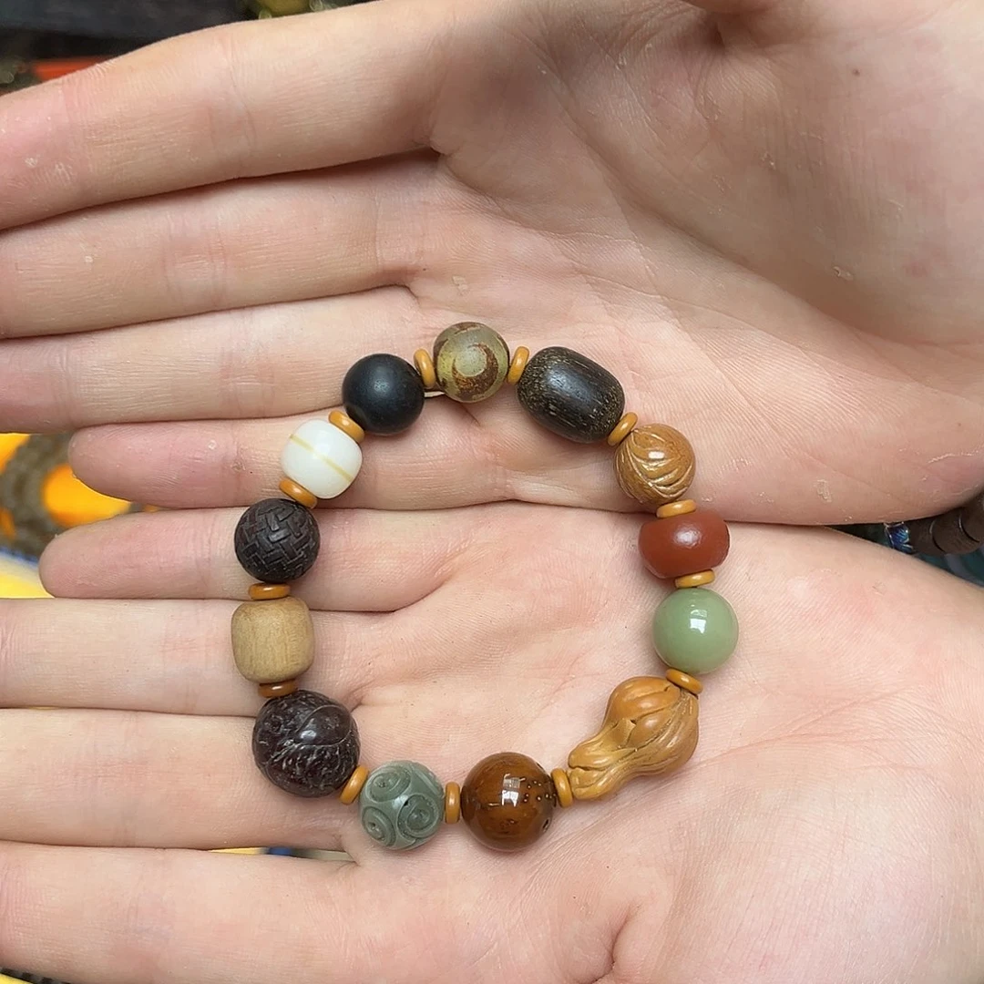 大叶紫檀（黑酸枝木类）