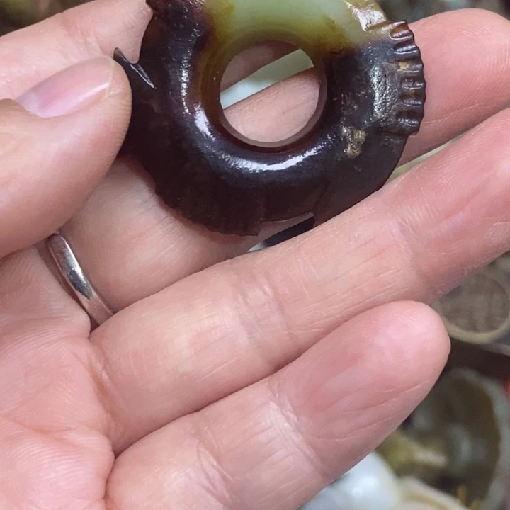 未镶嵌和田玉（糖玉）挂件