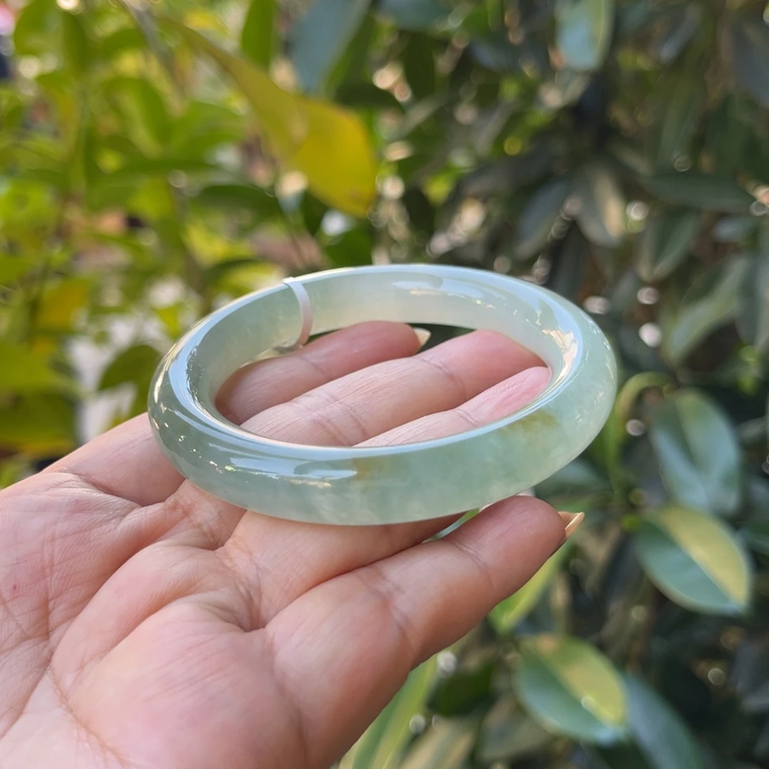 翡翠未镶嵌手镯53.5圆条